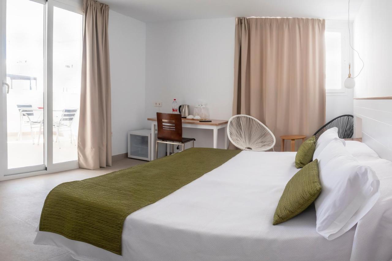 Hotel Senderos Агуа Амарга Екстериор снимка