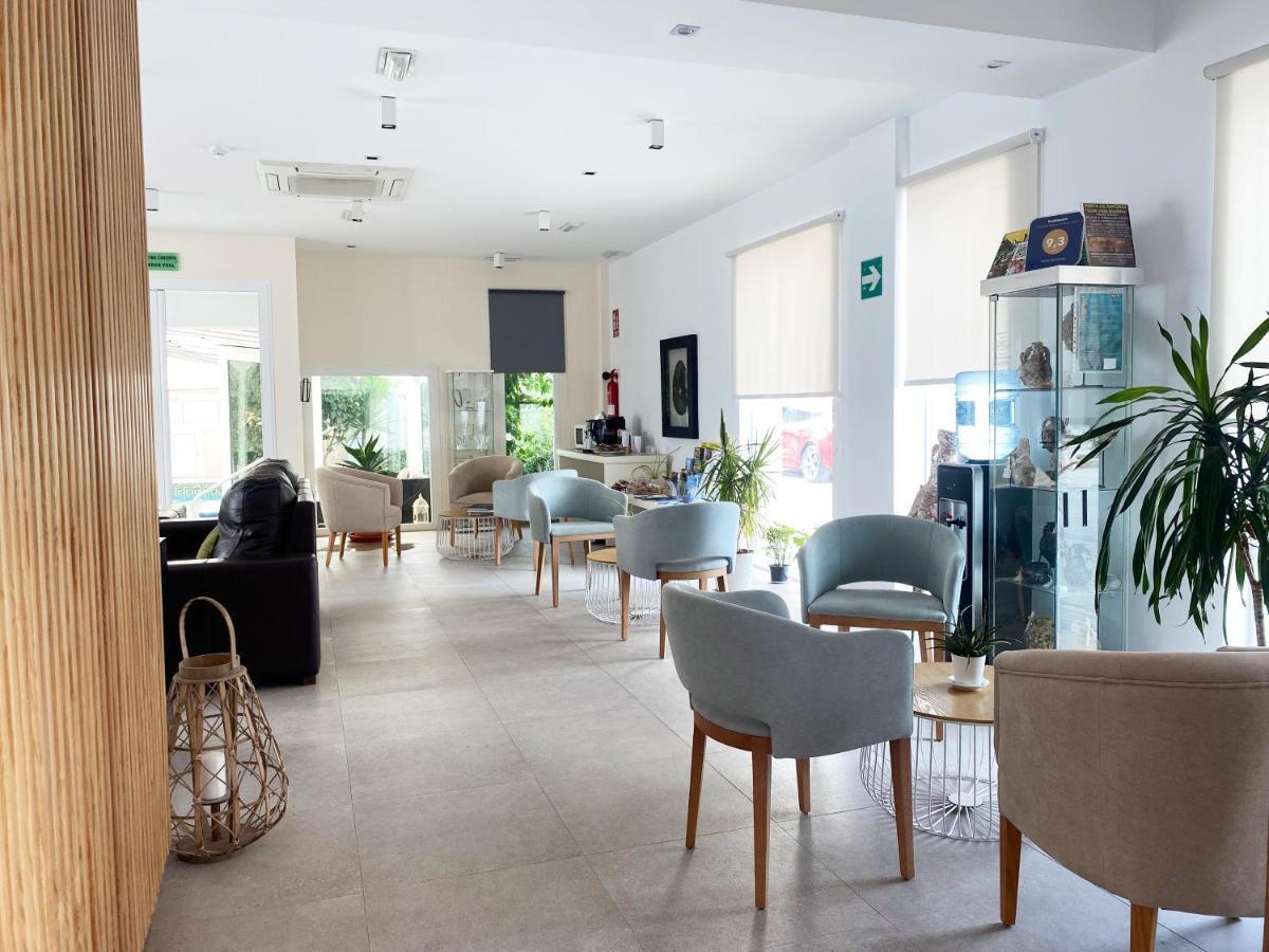 Hotel Senderos Агуа Амарга Екстериор снимка